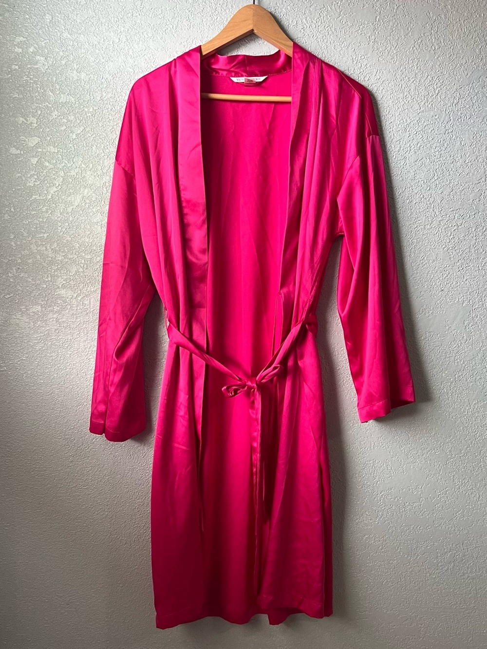 Victoria’s Secret Hot Pink Satin Robe XS Kimono Belted Lingerie Sleepwear